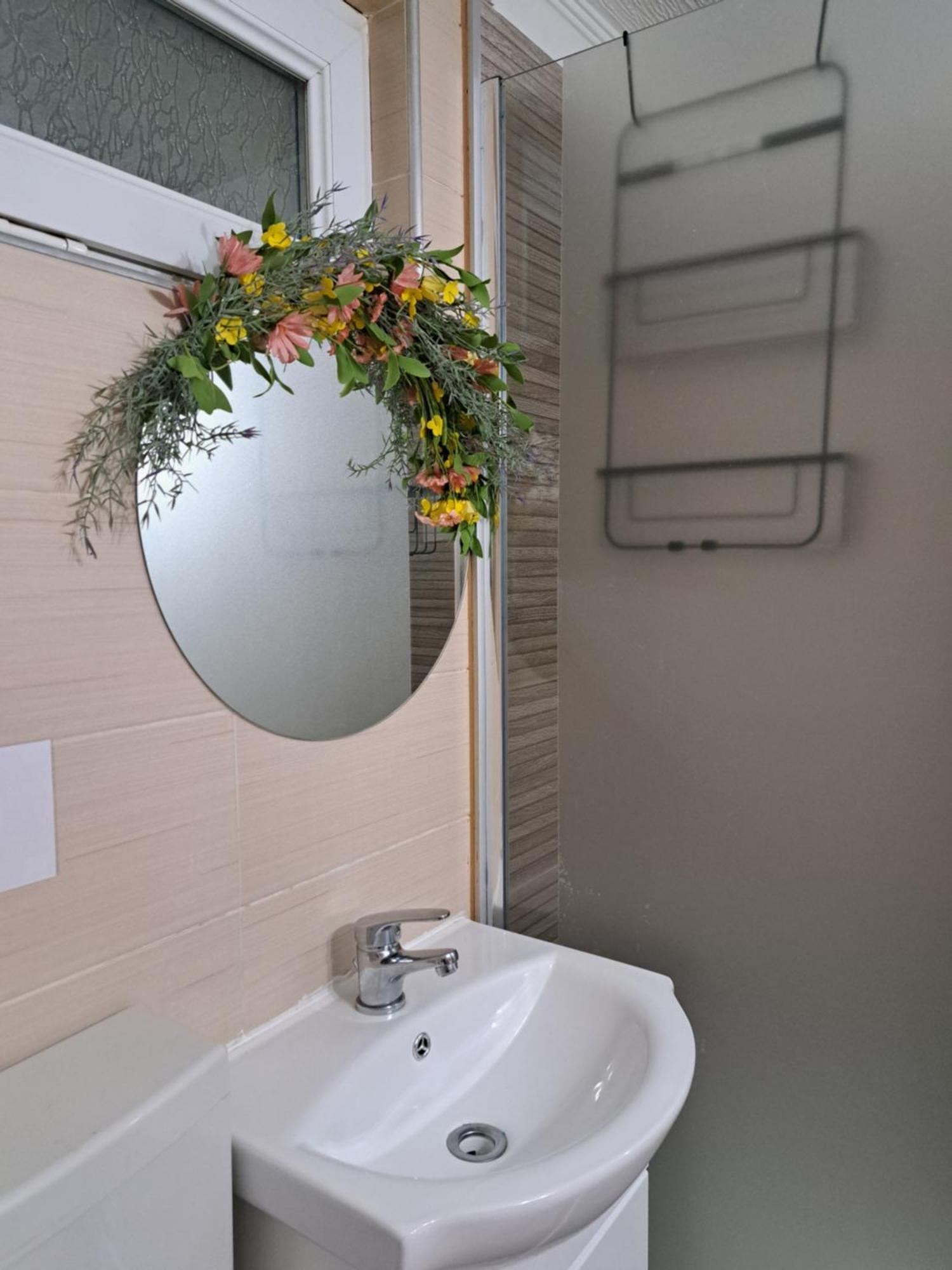 Studio With Free Parking In The Center - Deliamo 3 Hermannstadt Exterior foto