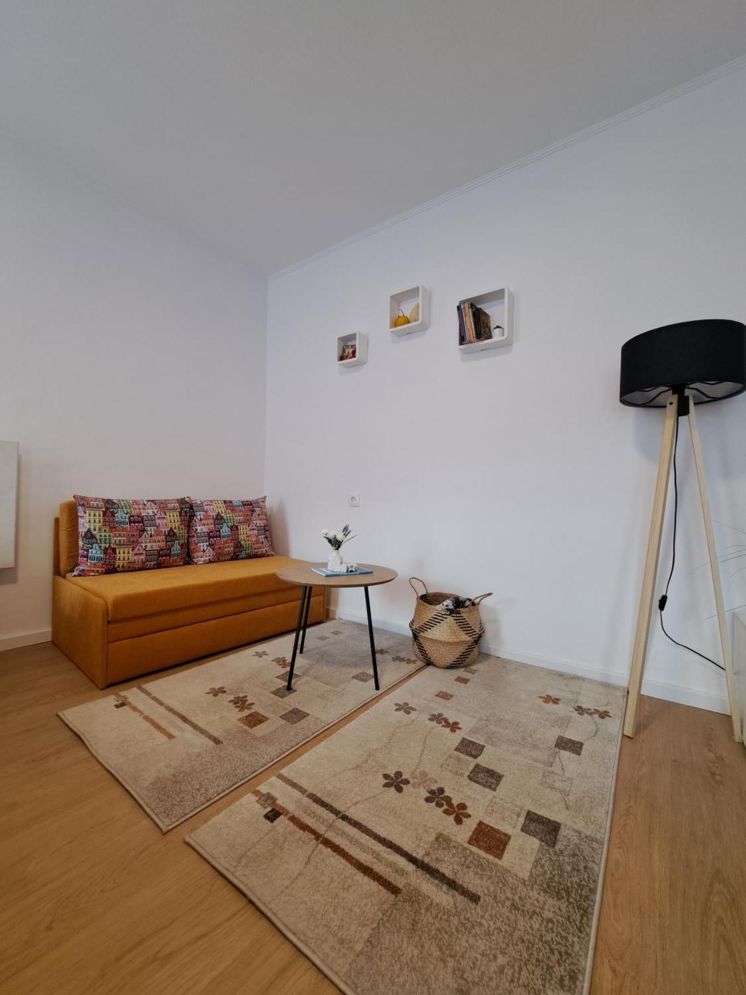 Studio With Free Parking In The Center - Deliamo 3 Hermannstadt Exterior foto